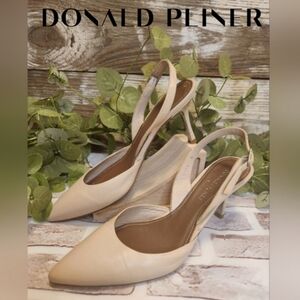 Donald J. Pliner Cream Heels